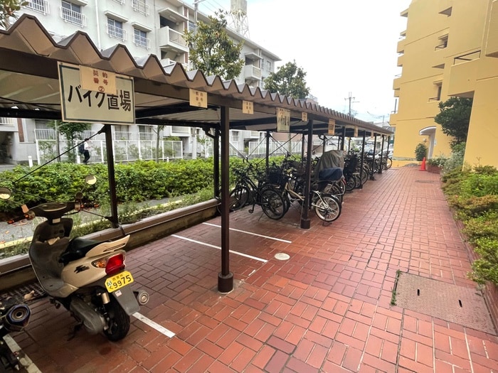 バイク置き場 上ケ原TWENTY EIGHT(204)