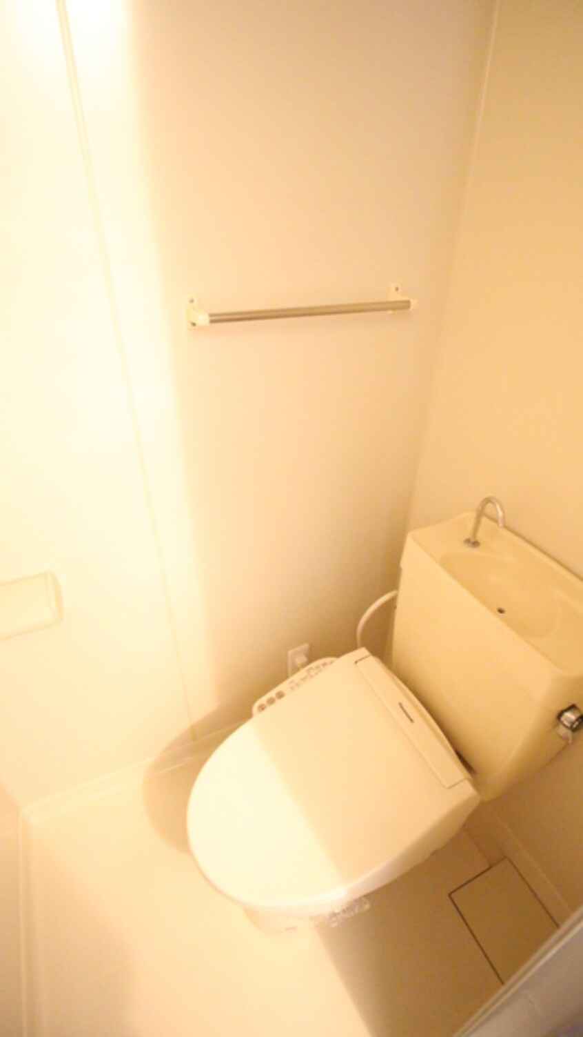 トイレ フローラルマンション