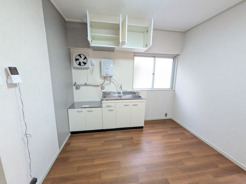 居室 マンション本多