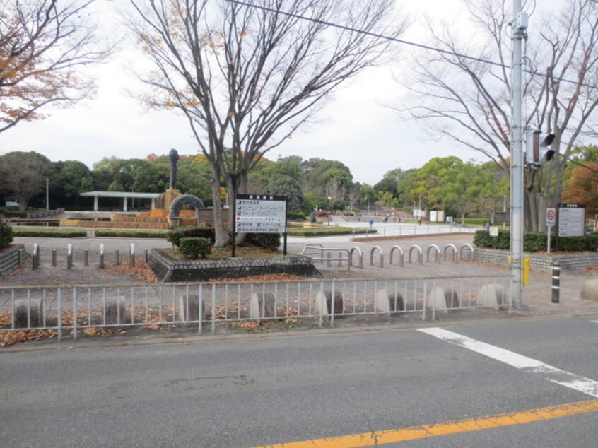 緑地公園(公園)まで160m マンション本多