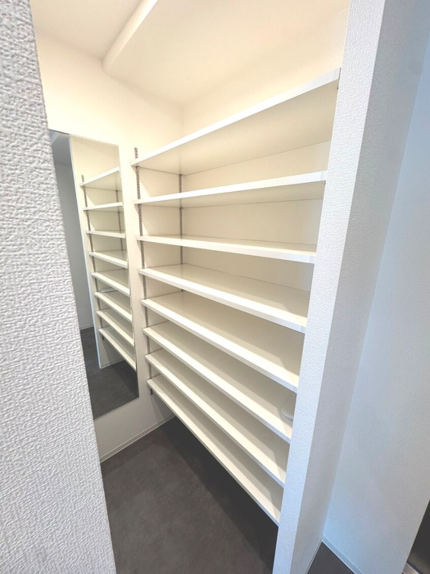 靴箱 エル・セレーノ新大阪北