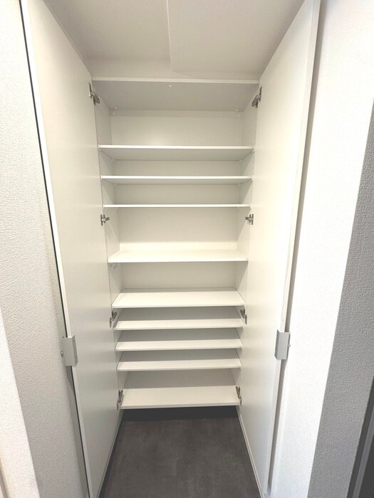 靴箱 エル・セレーノ新大阪北