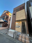 エスベランサ・シマダの外観