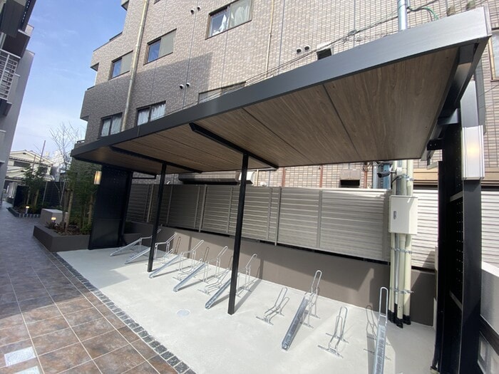 駐輪場 ＬＥ　ＣＩＥＬ　ＢＬＥＵ