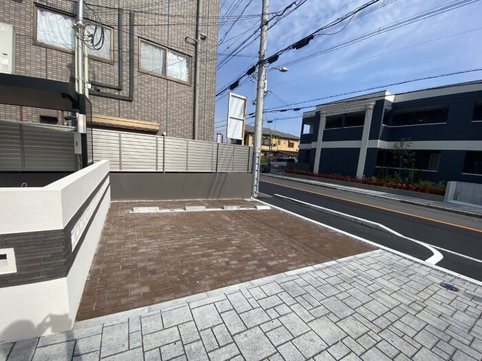 駐車場 ＬＥ　ＣＩＥＬ　ＢＬＥＵ