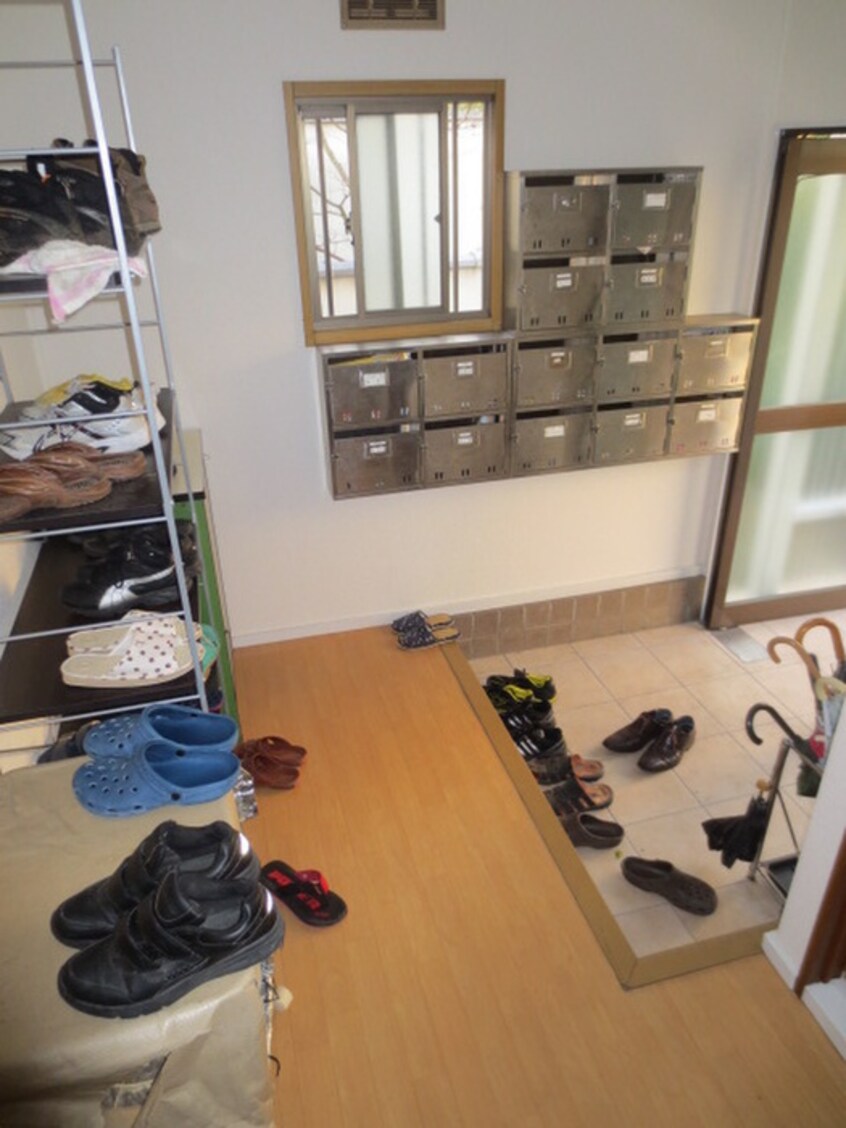 玄関 嶋田ハイツ