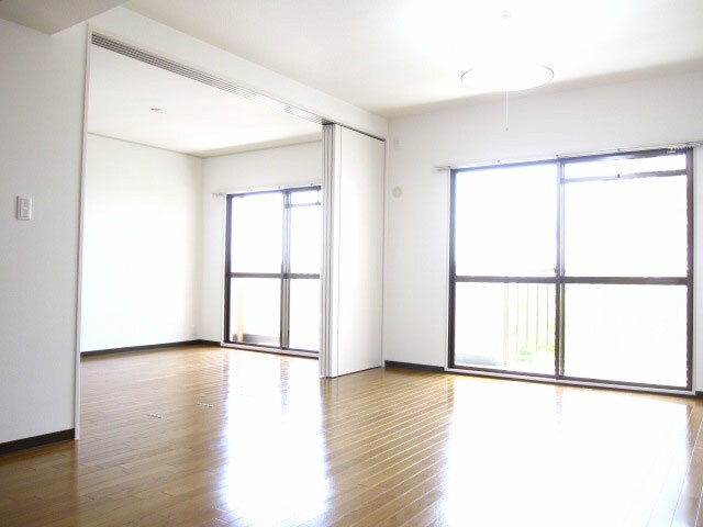 居室 クレストヒル芦屋