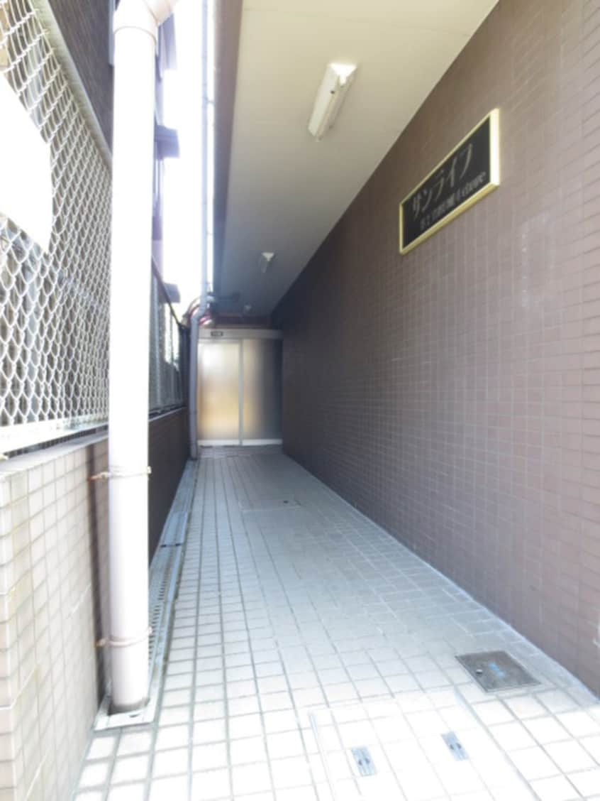 エントランス部分 サンライフ鶴見