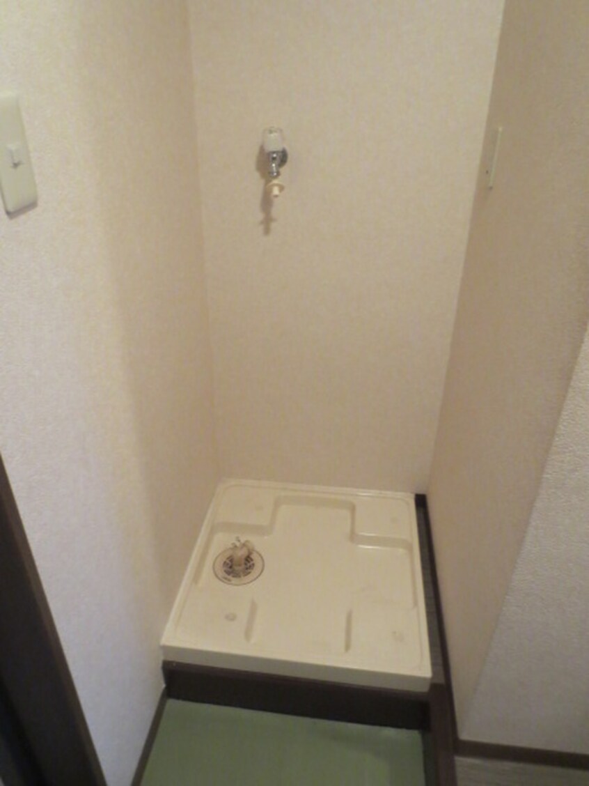 洗濯機置場 アパートメント宝ヶ池