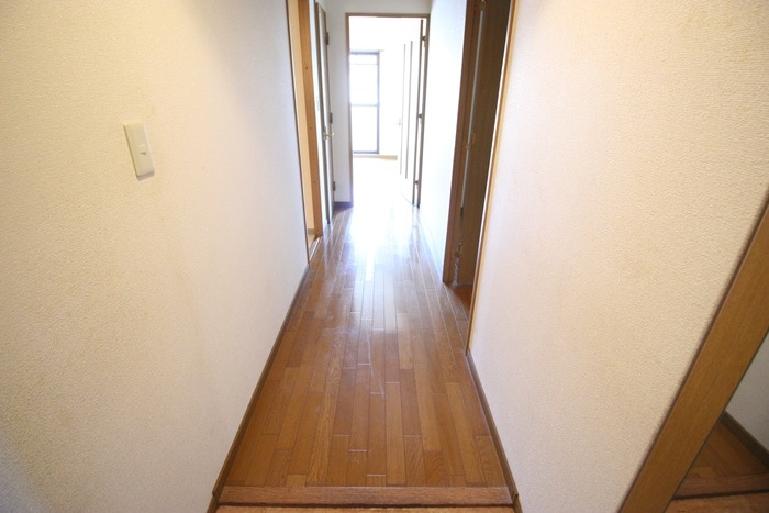 廊下 ル・ソレイユ