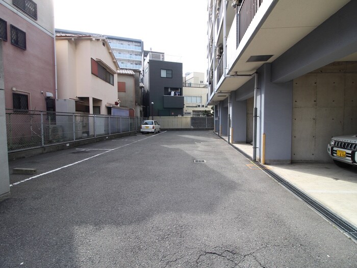 駐車場 コンセール裕恵