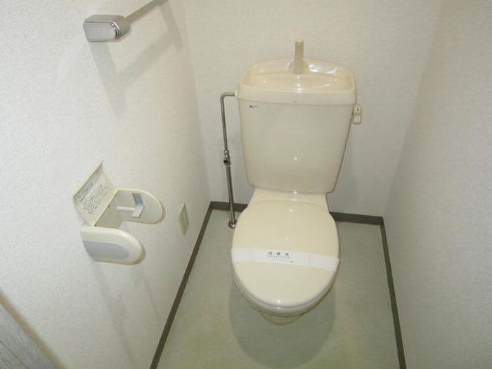トイレ コンセール裕恵