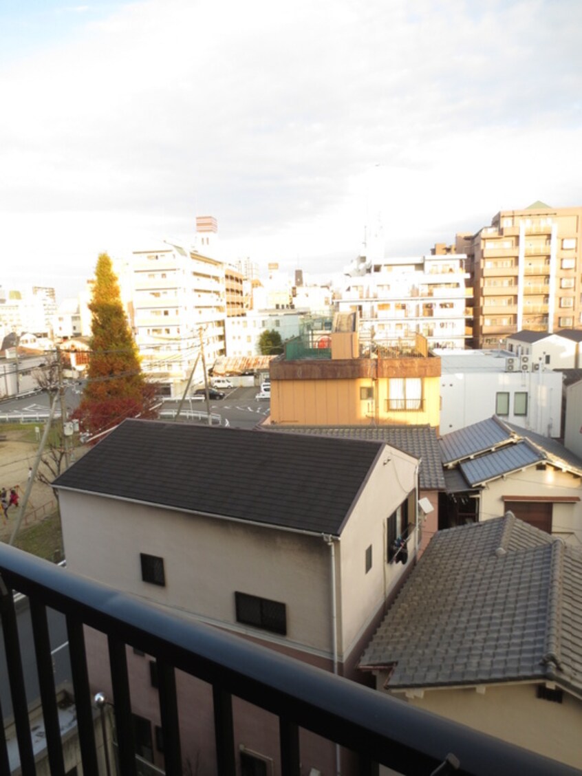 室内からの展望 コンセール裕恵