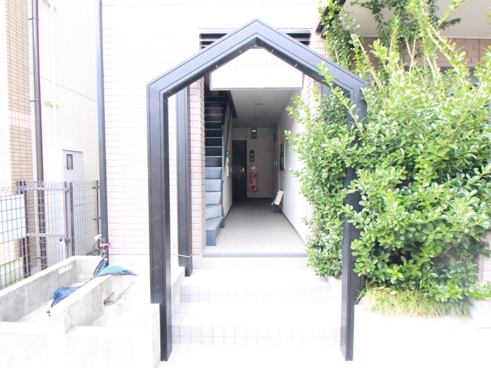 エントランス部分 ﾌﾟﾚｼｰﾄﾞ阪急園田