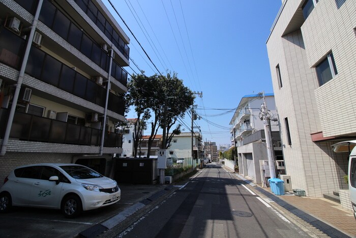 駐車場 ＲＨＹＴＨＭ江坂町