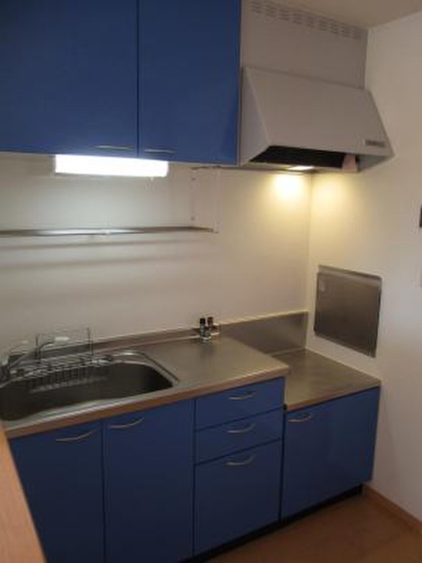 キッチン シェソワ鶴見緑地