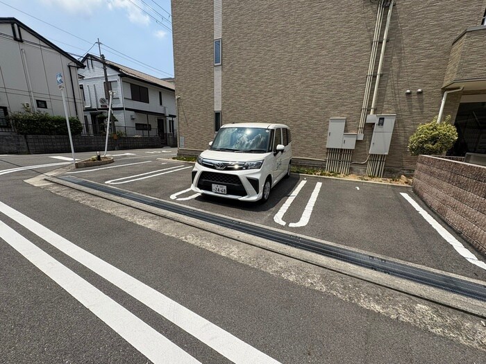 駐車場 ハイツ北三国