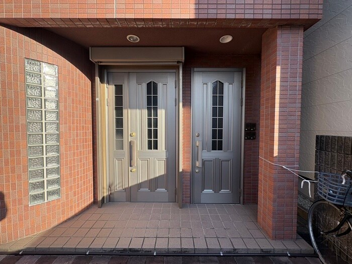 エントランス部分 セゼ－レ戸崎