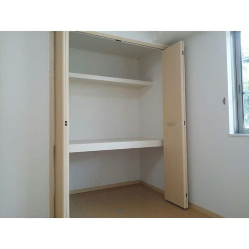 収納 ハイツ赤坂