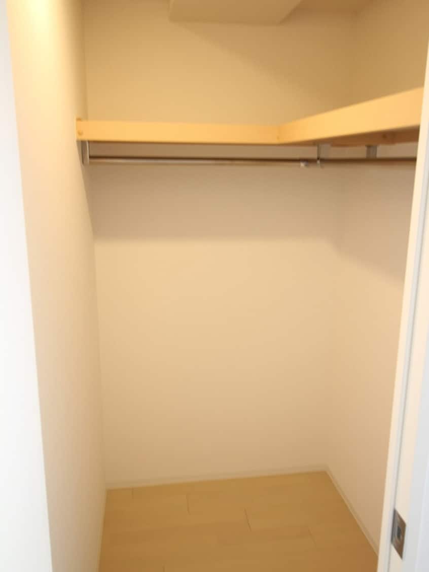 収納 セレニテ神戸元町