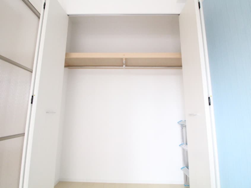 収納 セレニテ神戸元町