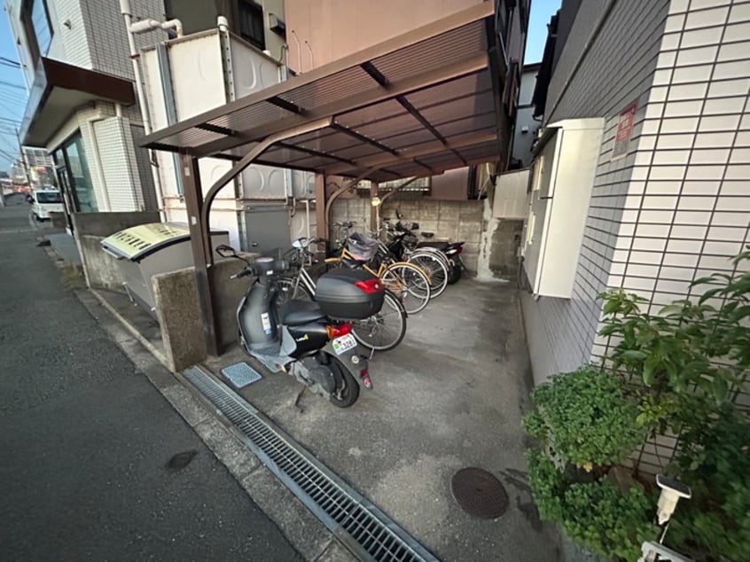 駐輪場 シャト－栄根Ⅱ