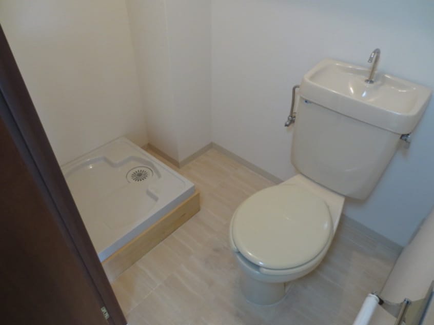 トイレ クリスタル長居