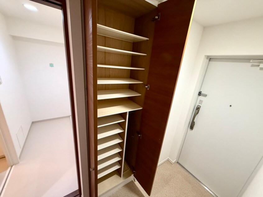 靴箱 ベリ－海老江