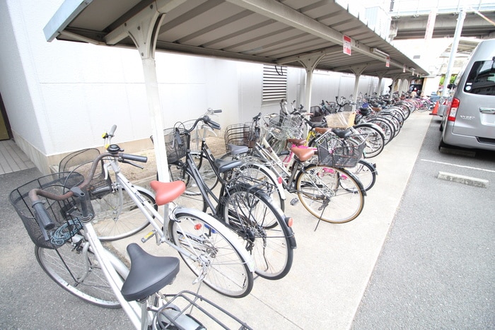 駐輪場 レクシア上新庄