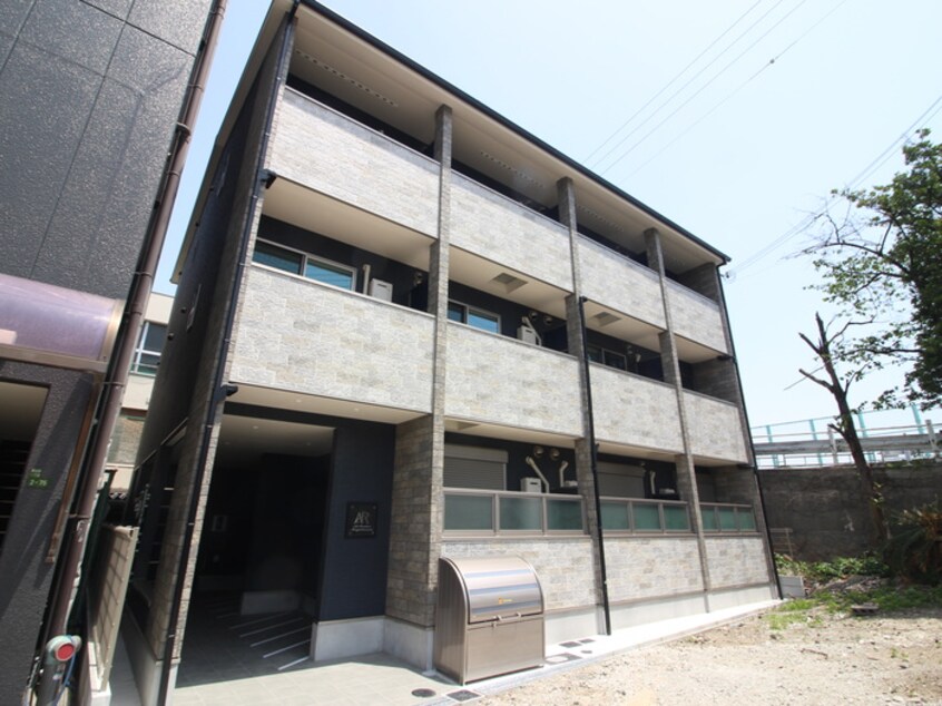 外観写真 アートレジデンス春日出南