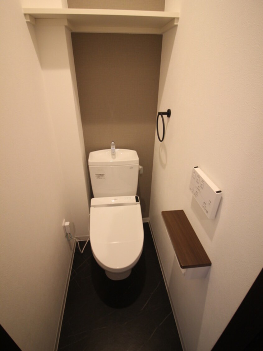 トイレ アートレジデンス春日出南