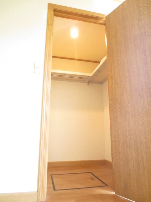 収納 カ－サアザレア