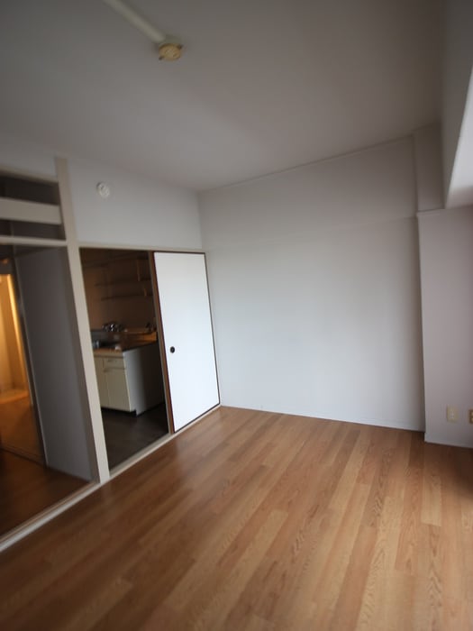 居室 堀江テラス