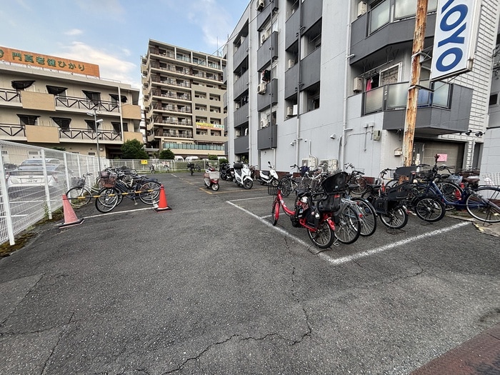 駐輪場 ピュアスモトＣ棟