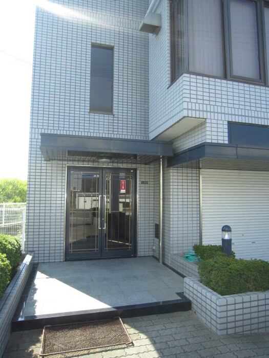 エントランス部分 みかさビル