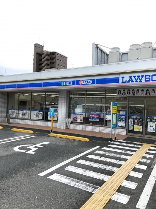 ローソン(コンビニ)まで370m リブﾘ・都島中通
