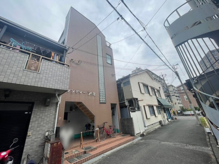 外観写真 ﾀﾞﾝﾃﾞｨ-・ｱﾐ-