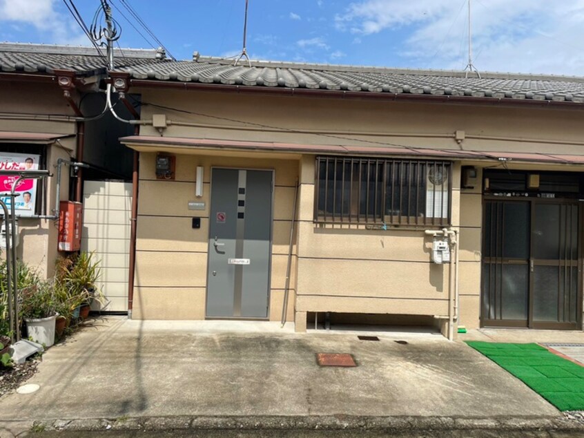 駐車場 森田様平屋