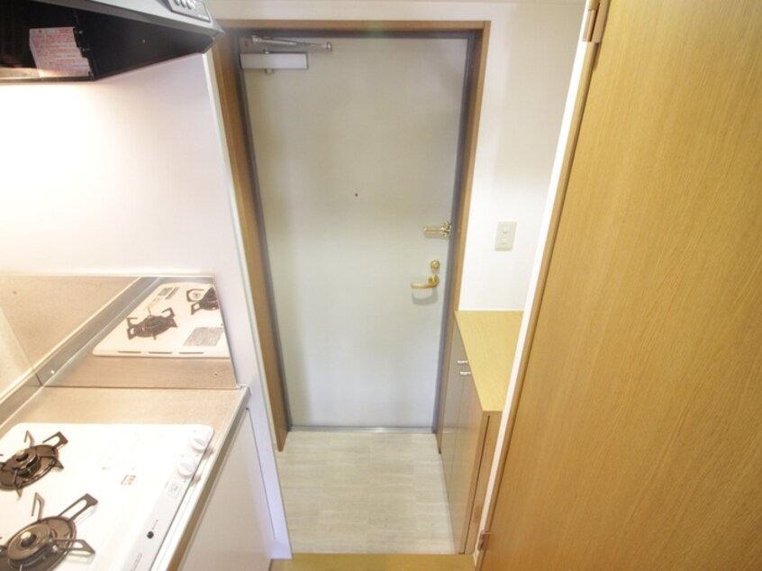 玄関 シャルレ桂坂