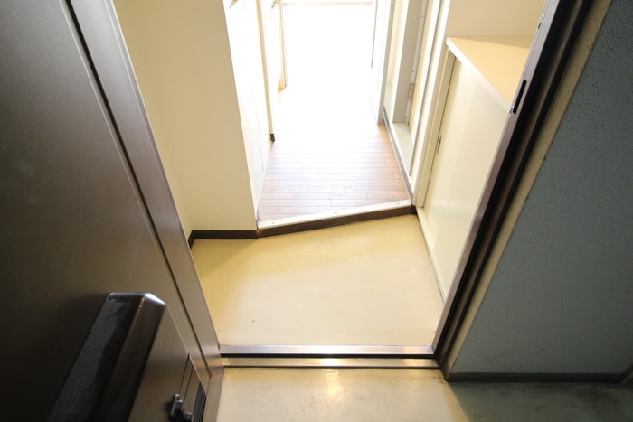 玄関 フローラ・ラポルテ