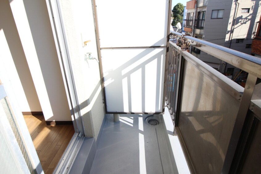 洗濯機置場 フローラ・ラポルテ