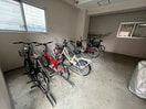 駐輪場 アスティーレ三宮