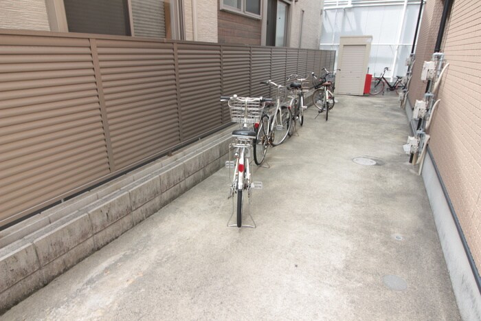 駐輪場 パークハウス桂川