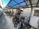 駐輪場 グランツ石橋