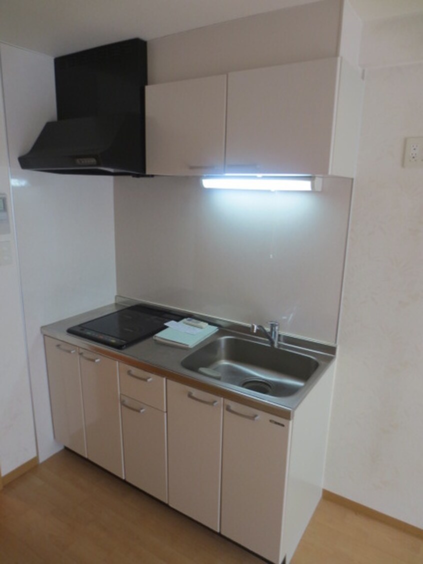 キッチン ドルチェヴィ－タ萱島