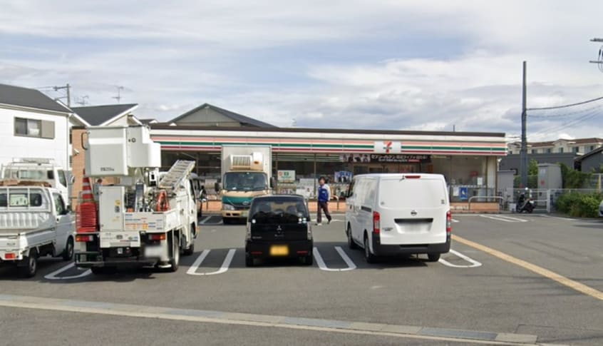 セブンイレブン(コンビニ)まで220m ケーズコート深井