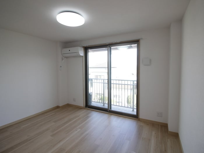 居室 三栗三熊ハイツ