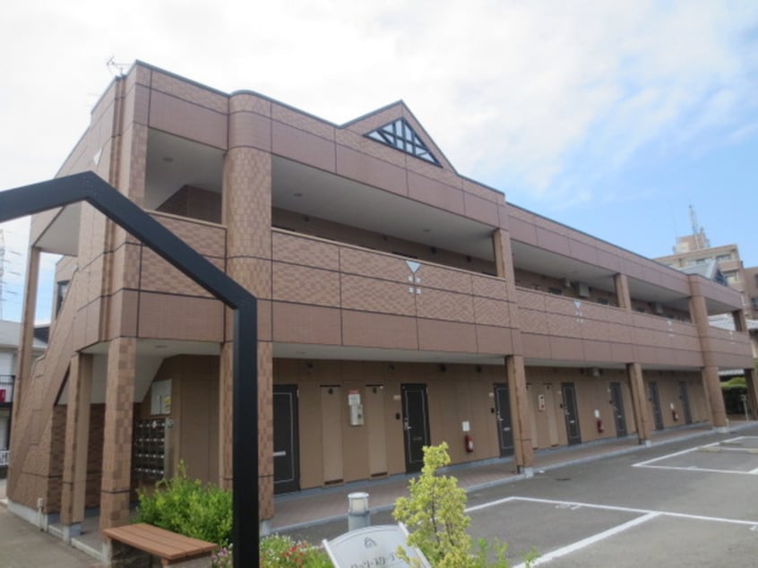 外観写真 ロッソ・スク－デリア