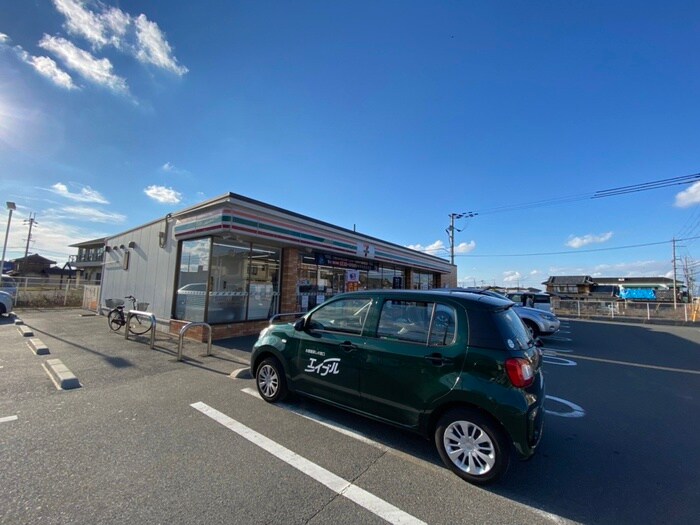 セブンイレブン(コンビニ)まで1000m ロッソ・スク－デリア