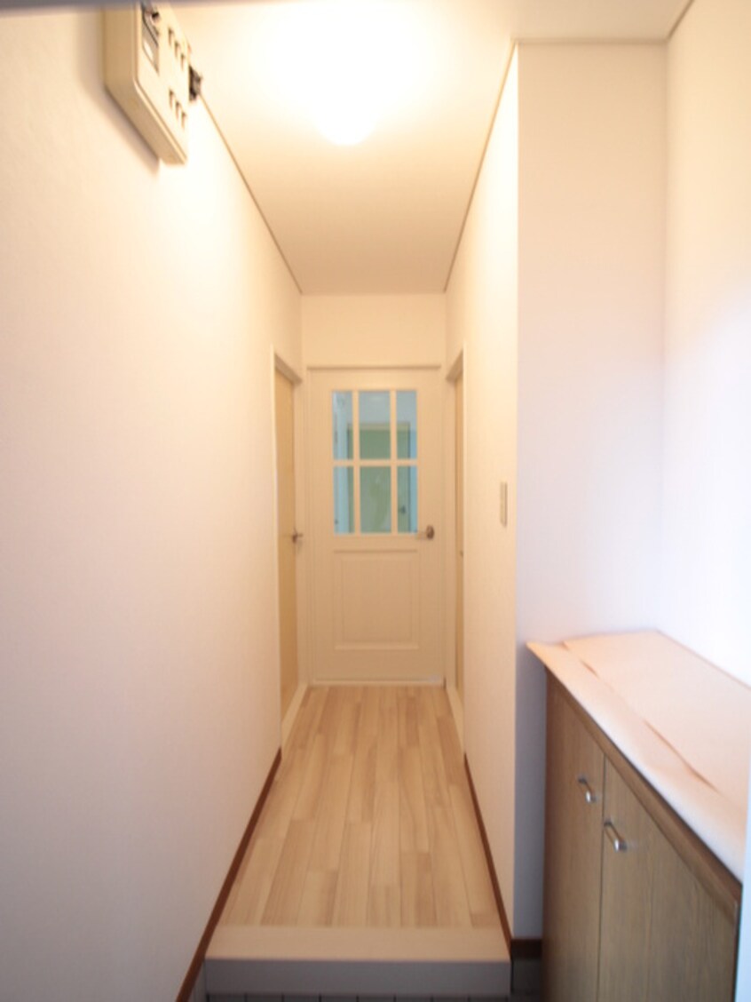 廊下 ロイヤルヴィラ壱番館